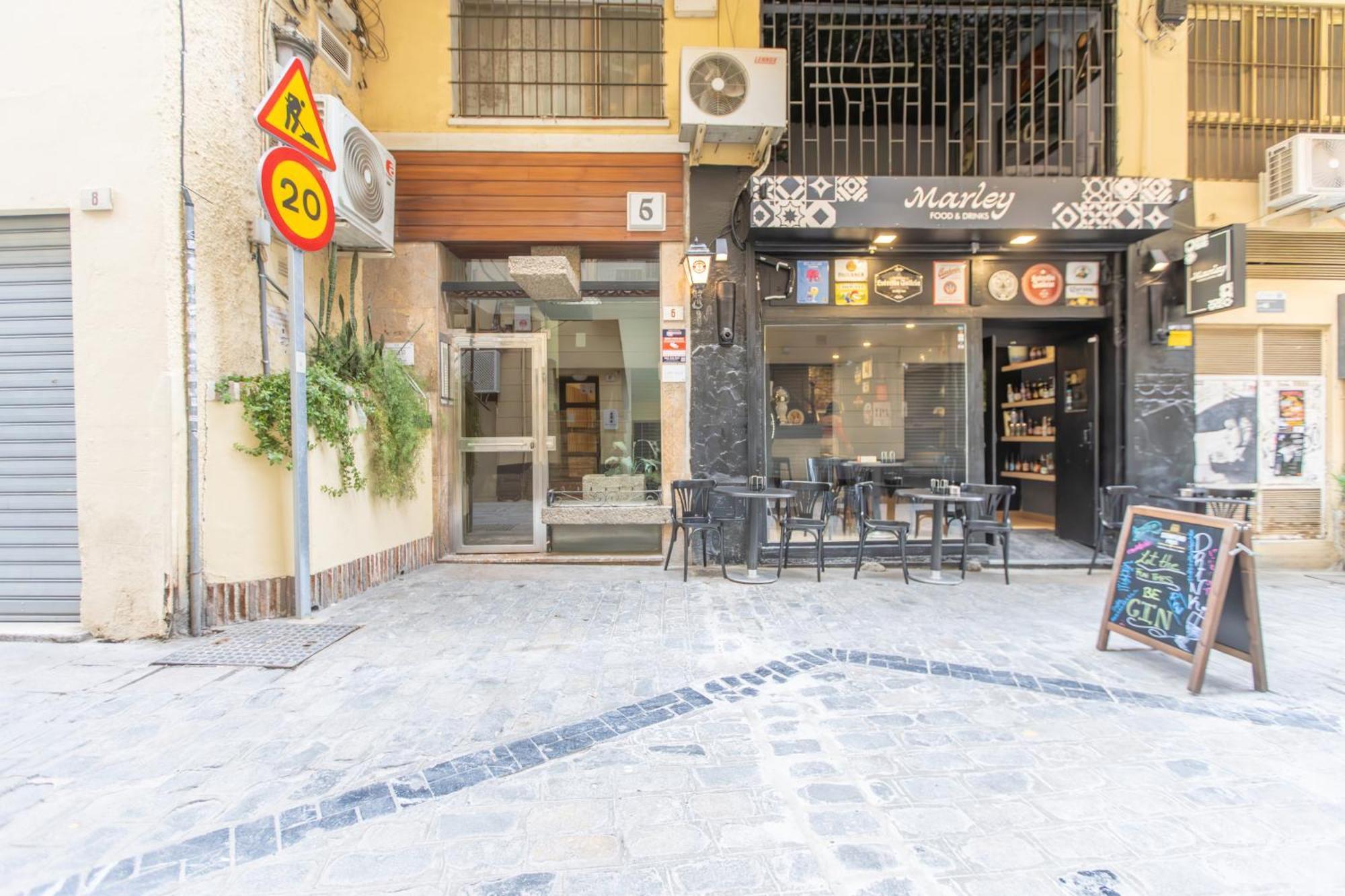 Homely Malaga San Juan De Letran Plaza De La Merced Ngoại thất bức ảnh